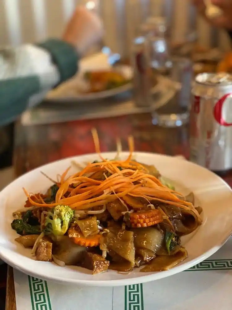 Phos Thai Cuisine Photo 16